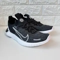 新品☆定価11300円⭐︎ Nikeナイキ フリー ラン フライニット 23
