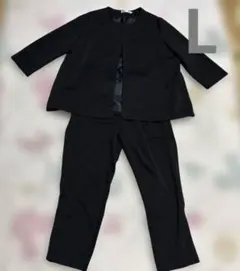 セットアップスーツ