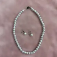 パールネックレスとイヤリングセット