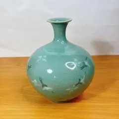 T 花瓶　高麗青磁　2点　盛り上げ　清明　花模様　一輪挿し Yahoo!オークション - 美品 韓国 漢青 高麗 青磁 花器 花瓶 一輪