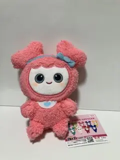 TWICE LOVELYS ふわもこおすわりぬいぐるみ　モモ