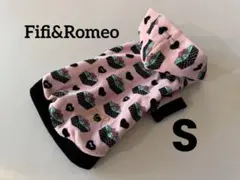 フィフィアンドロメオ　カシミアニット　Mサイズ　襟付きピンク黒水玉 フィフィアンドロメオ カシミアニット Mサイズ 襟付きピンク黒水玉