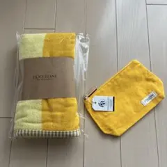 新品★ロクシタン　ノベルティ　イエローがかわいいポーチとリバーシブルバスタオルのサムネイル