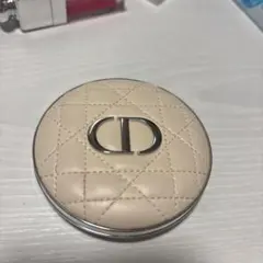 DIOR スキンフォーエヴァー　ヌード　ラディアント　00のサムネイル