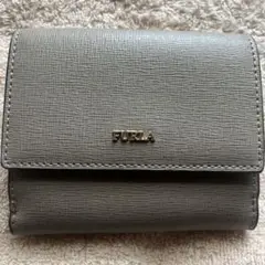 FURLA 二つ折り財布 グレー