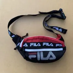 FILA ボディバッグ・ウエストポーチ レッド・ブラック