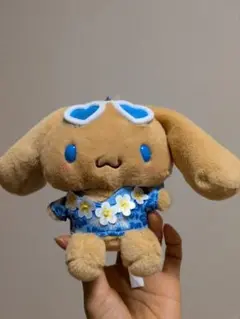 シナモロールタグ付きサンリオトコナツバケーション日焼けマスコットホルダーシナモン