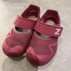 New Balance ピンク キッズシューズ16センチ