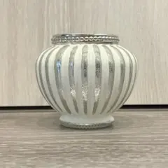 ヴィンテージ風　フラワーベース　花器　ガラス　アンティーク小物