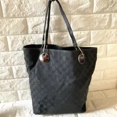 GUCCI GGキャンバス トートバッグ ブラックのサムネイル