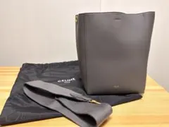 新品未使用 CELINE セリーヌ サングル バケット スモール グレーのサムネイル