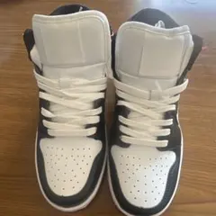 Item thumbnail for item 50ef9bee-5be2-48a4-be3c-cc5c3d04961f