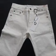 【新品タグ付】UNIQLO +J セルビッジストレートジーンズ