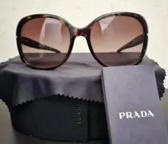 【極美品】PRADA サングラスのサムネイル