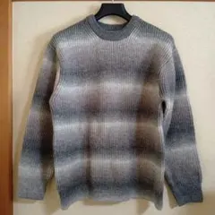 GU グラデーショングレー ニットセーター