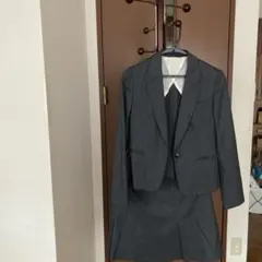 Precious ストライプ グレー スカートスーツ