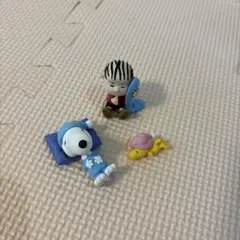 スヌーピー　すやすやおやすみマスコット3点