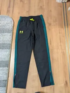 UNDER ARMOUR XL 長ズボン 黒/緑