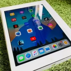 か*ず様 【Aランク】 iPad Air シルバー 16GB アイパッド エア