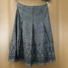 スカート　膝下丈