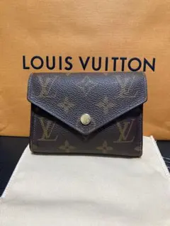 ルイヴィトン　Louis Vuitton ピンク　モノグラム 3つ折り財布　箱袋
