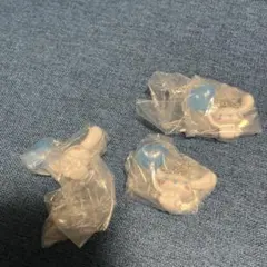 サンリオキャラクターズ カラーコレクションチャーム　シナモロール　3つ