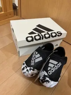 ♫新品未使用・定価４，９５０円♫アディダス　アルタベンチャー2.0 17cm