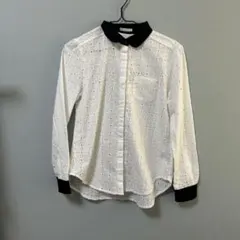 ブラウス　長袖シャツ　白　黒　GU