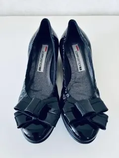 新品未使用❗️コンポジション9 リボンモチーフ　コンフォートパンプス23.5のサムネイル