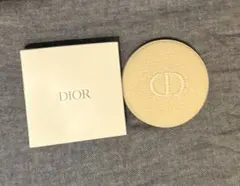 Dior　ディオールノベルティ　コンパクトミラー　ベージュ
