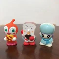 アンパンマン　指人形　ドキンちゃん　食パンマン　こゆきちゃん　セット　人形