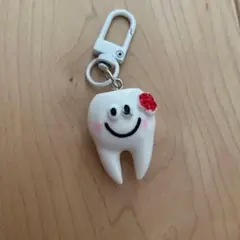 歯のキャラクター アクリルキーホルダー