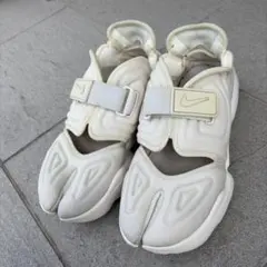 NIKE アクアリフト ホワイト×ホワイト　24.5cm