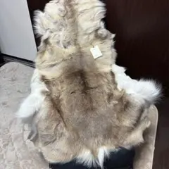 トナカイ　毛皮　ラグ　北欧　インテリア　アイスランド　キャンプ