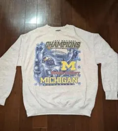 Item thumbnail for item af320458-cead-4a63-af26-9aaddf9b5911