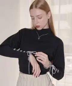《新品》Idem lace up ribbon turtle knit ブラック