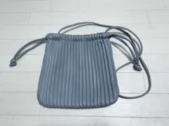 ショルダーバッグ プリーツデザイン ブルー