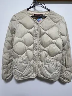 ユニクロ　ウルトラライト　ダウンジャケット コントワーデコトニエ　ベージュ　M