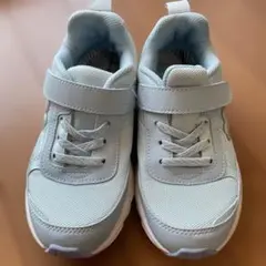 瞬足　水色　ライトブルー スニーカー マジックテープ　20.5cm 3E