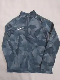 Nike ハーフジップジャージ　サッカー
