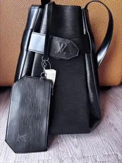 状態悪　Louis Vuitton ヴィトン　ビジネスバッグ　エピ　ブラック 2025年最新】ヴィトン エピ ビジネスバッグの人気アイテム