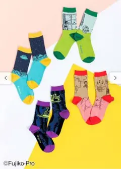 FELISSIMOドラえもん レディースソックス 4足セット 新品のサムネイル