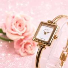 美品 グッチ GUCCI 1900 スクエア バングルウォッチ 腕時計 K114