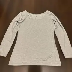 未使用　HEATTECH グレー 長袖Tシャツ M