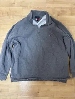TOMMY HILFIGER グレー ジップアップ スウェット