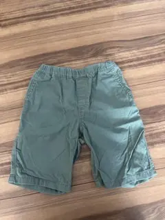 UNIQLO キッズ 半ズボン ハーフパンツ140cm カーキ