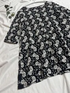 Loura memeローラメーム　花柄刺繍　総柄　七分袖チュニック　プルオーバー