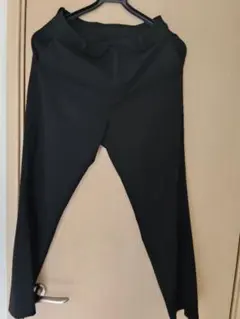 ユニクロ　スマートアンクルパンツ