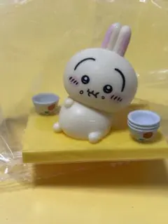 松屋×ちいかわ 鬼辛カレーフィギュアのうさぎ