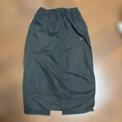 明日朝まで値下げNIKE カーゴスカート